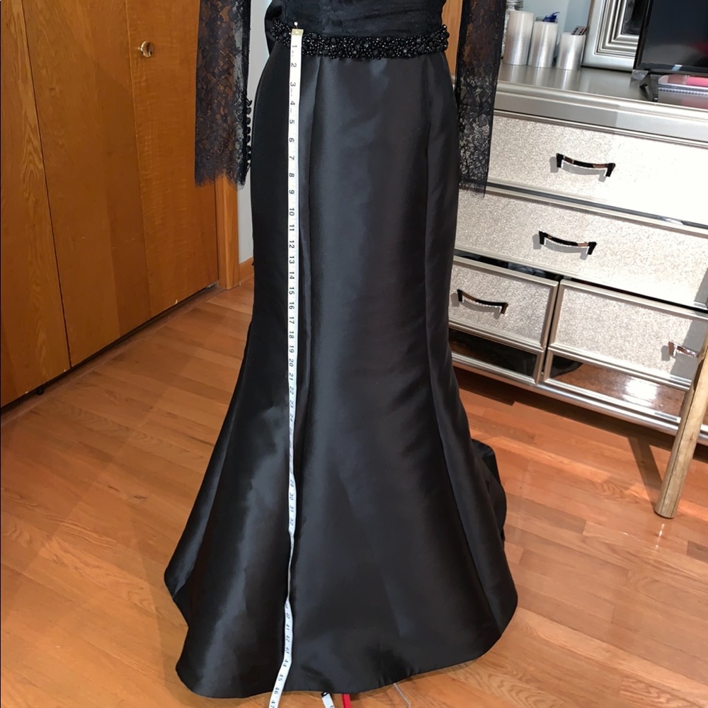 Terik Ediz Black lace gown with bow😻😻 - Picture 4 of 8